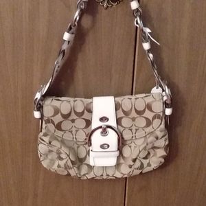 MAKE AN OFFER New Coach Signature C Hobo Vintage Shoulder Bag